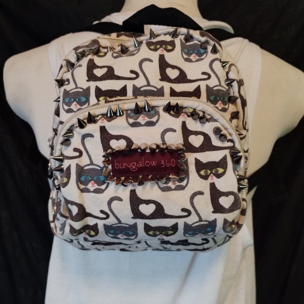 Bungalow 360 Cat Print Backpack